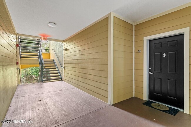 Building Photo - 8539 Gate Pkwy W