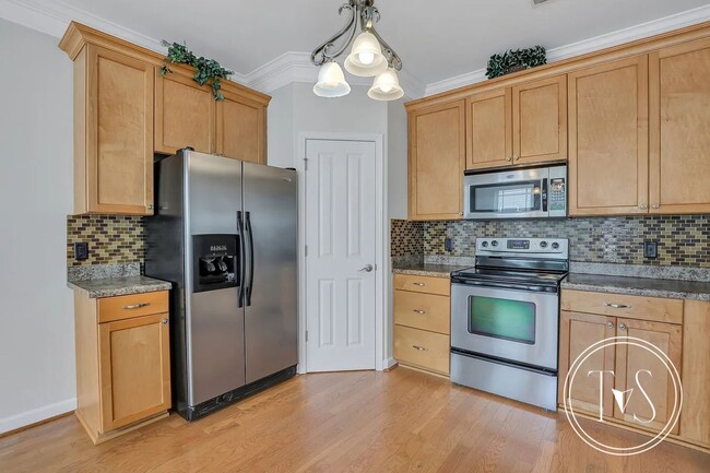 Building Photo - 175 Summer Hill Ct