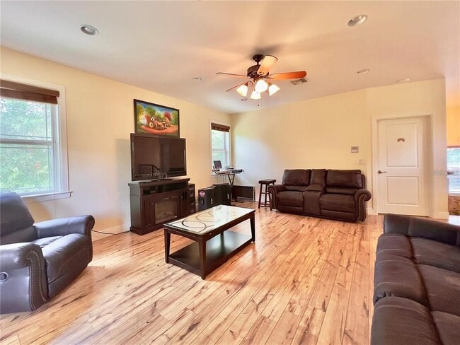 Building Photo - 3900 Reaves Rd