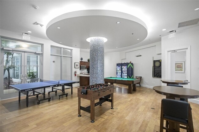 Building Photo - 1830 Radius Dr