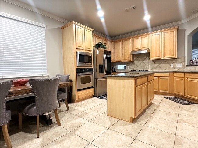 Building Photo - 17815 Gables Bend Dr