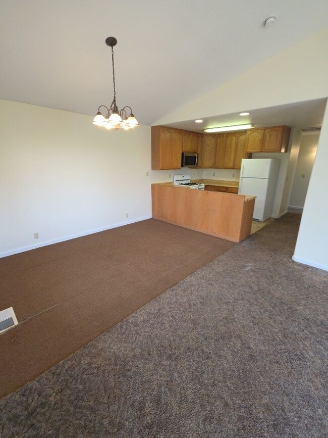 Building Photo - Charming 2-bedroom, 2-bathroom home in Nice