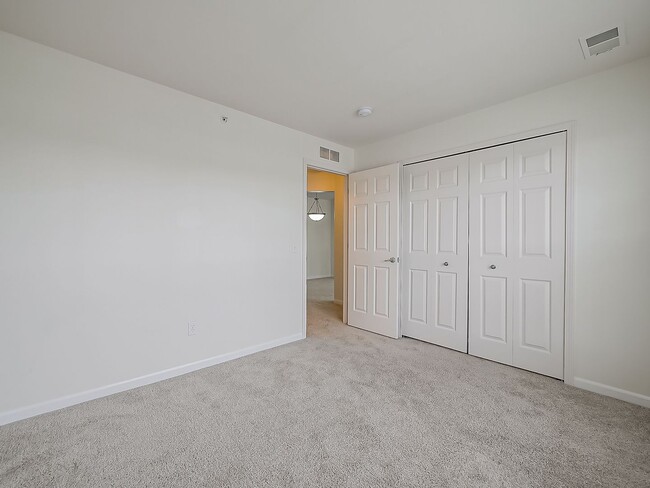 Building Photo - AVAILABLE NOW! Charming 2-Bed Home in the Heart of Wixom