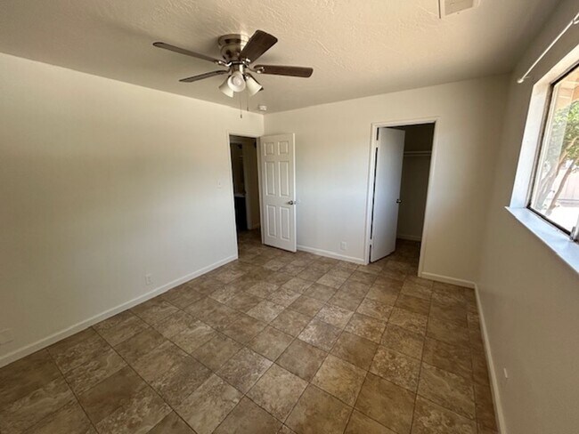 Building Photo - Newly Remodeled Apartments