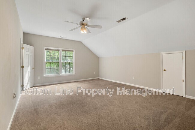 Building Photo - 1500 Candlewyck Ct