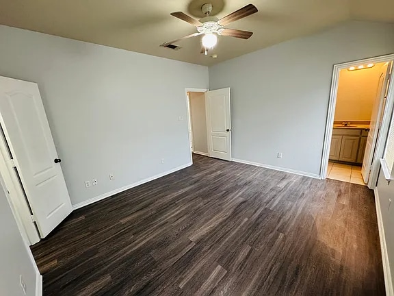 Building Photo - 5728 Swords Dr