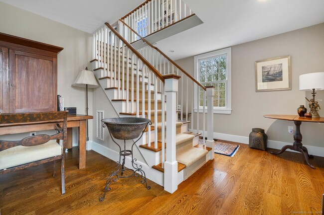 Building Photo - 138 School House Rd