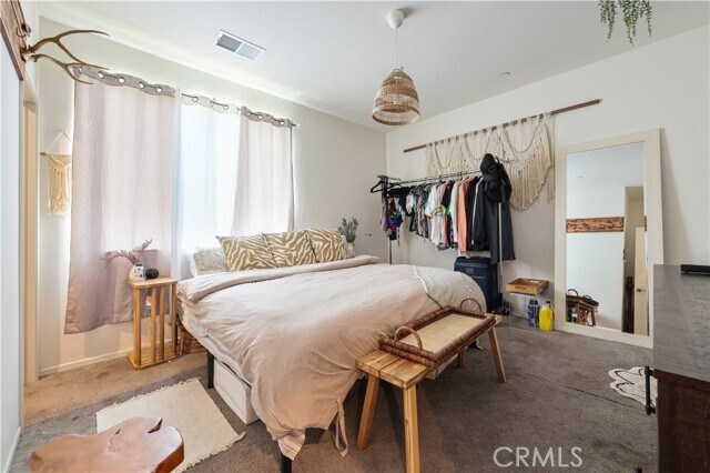 Building Photo - 5240 Beachfront Cove