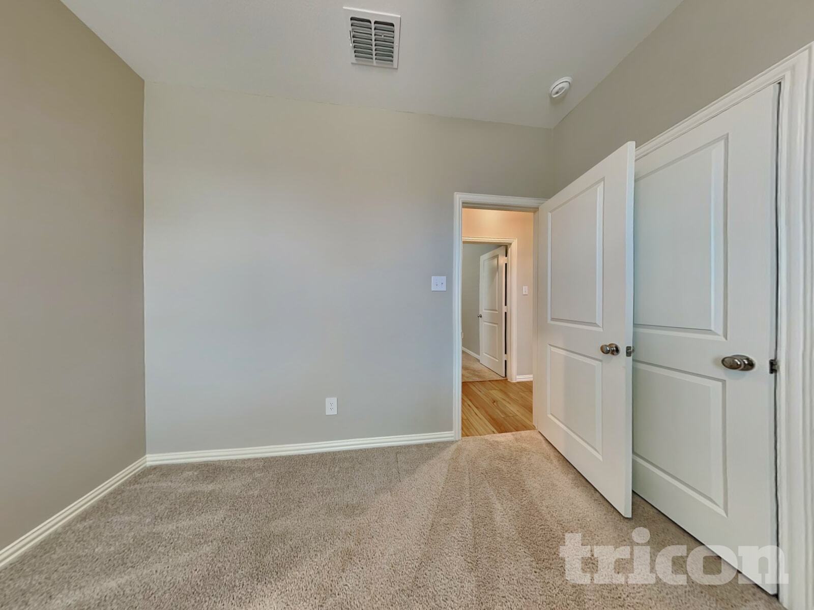 Building Photo - 2106 Silver Charm Ln