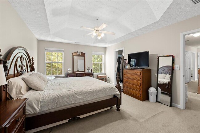 Building Photo - 3751 Roxfield Dr NE