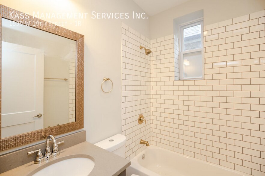 Building Photo - 1539 W 19th St