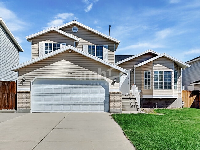 Building Photo - 5544 Lopalena Cir