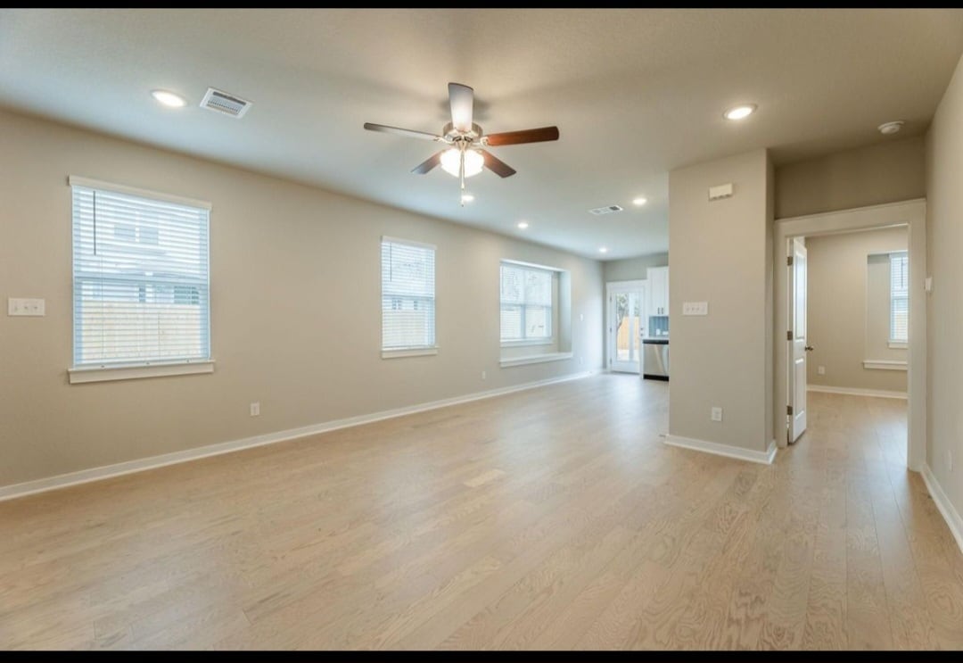 Building Photo - 1527 Fenton Hill Dr