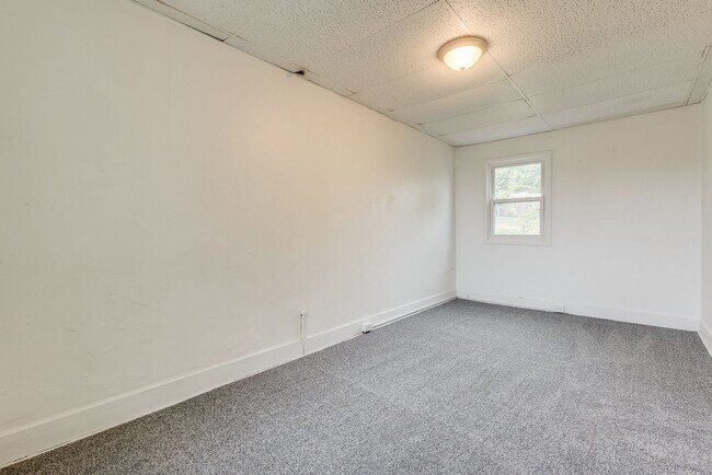 Building Photo - Available August 1st 2026 - Renovated 2+ Bedroom Home w/ Updates Throughout!