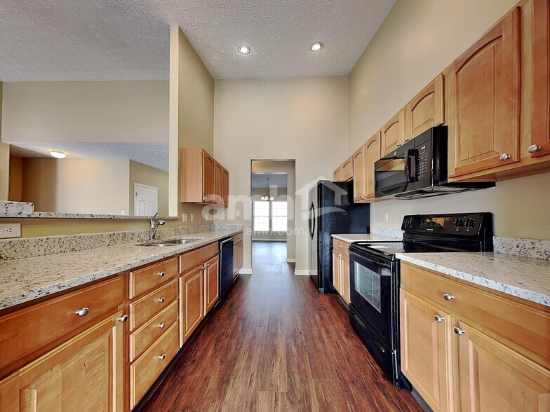 Building Photo - 2561 Rockcastle Ct