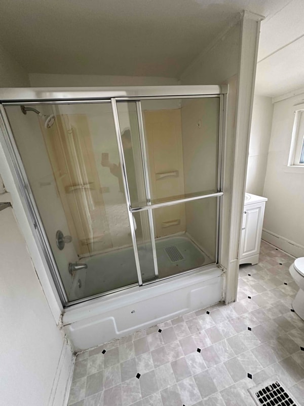 Building Photo - 311 N Van Buren St