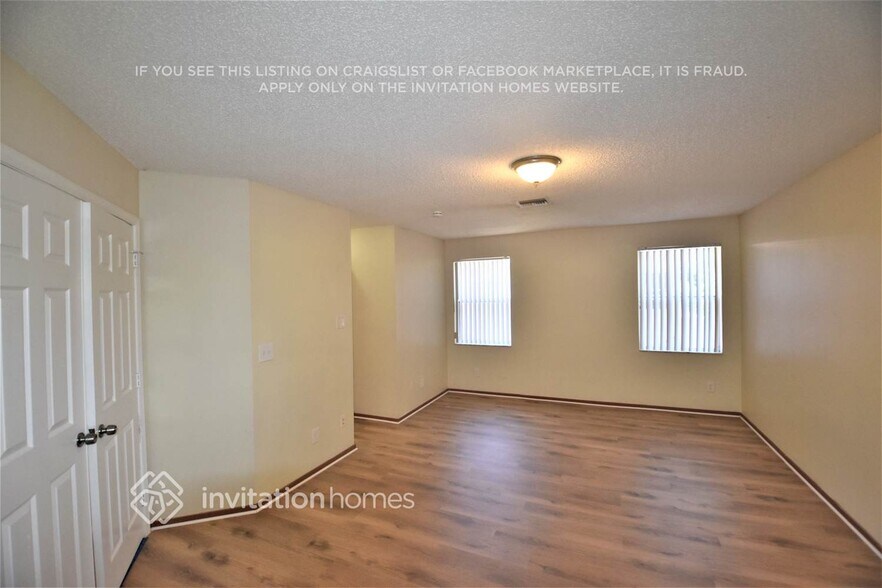 Building Photo - 6161 NW 58th Way