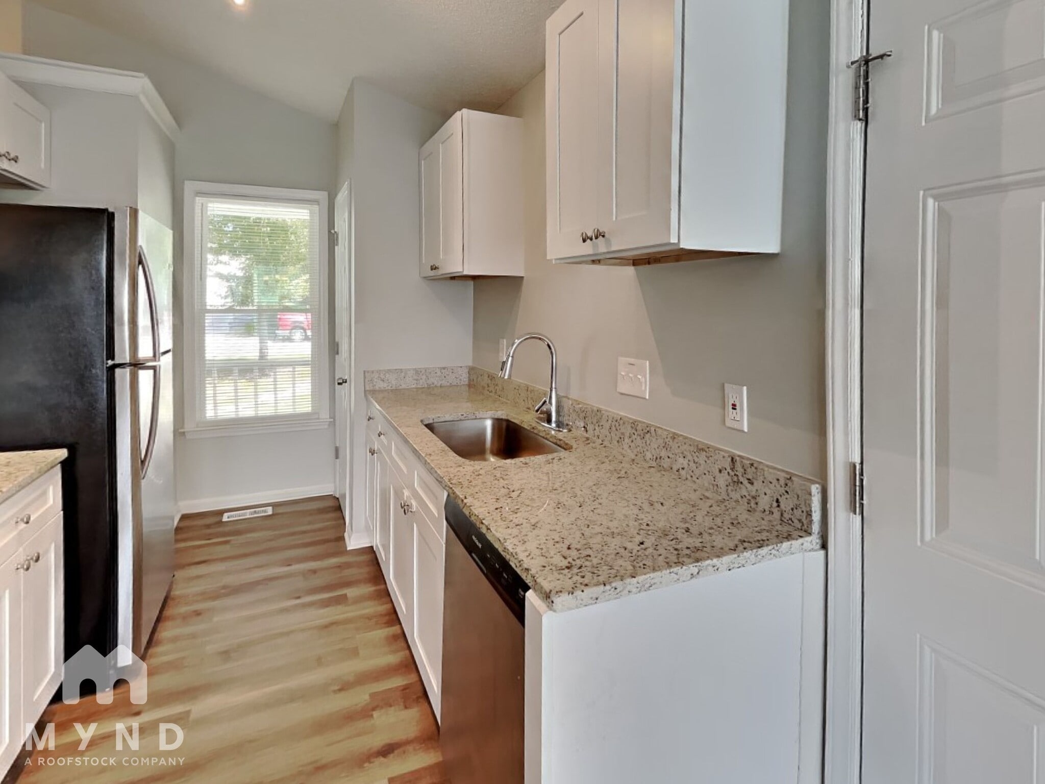 Building Photo - 2209 Maybrook Dr