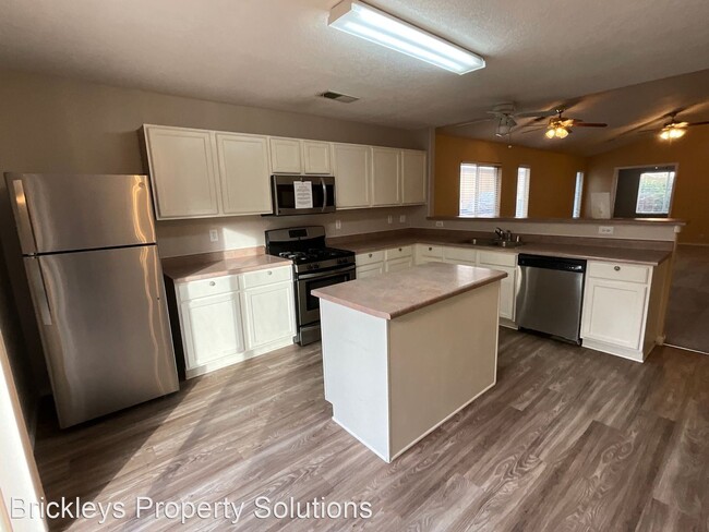 Building Photo - 3 br, 2 bath House - 5820 Night Shadow Ave NW