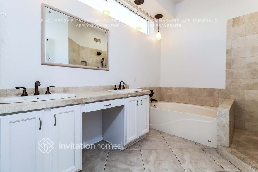 Building Photo - 11530 W Porcupine Ct