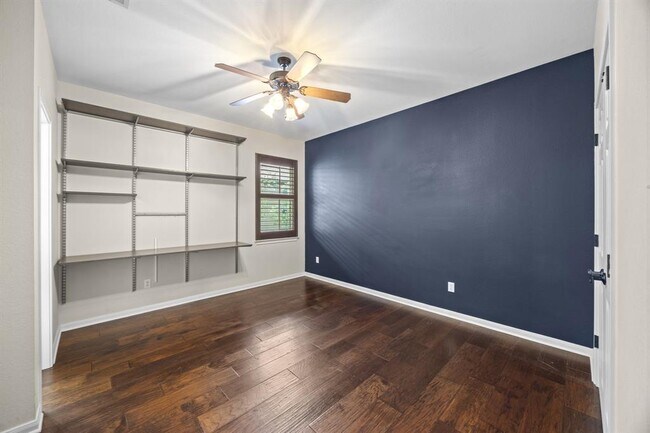 Building Photo - 1303 Quiet Creek Dr