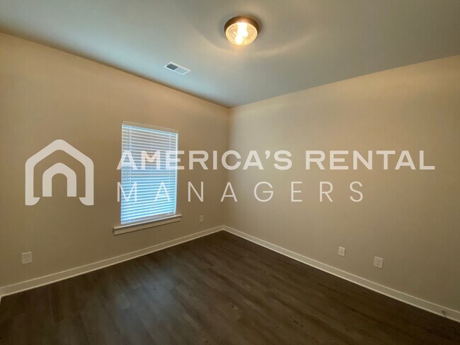 Building Photo - 510 Ridgeview Cir