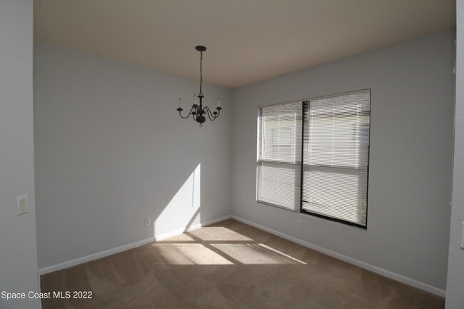 Building Photo - 425 Breckenridge Cir SE
