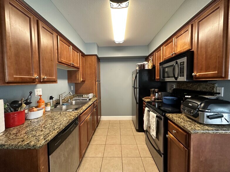 Kitchen - 4127 38th St