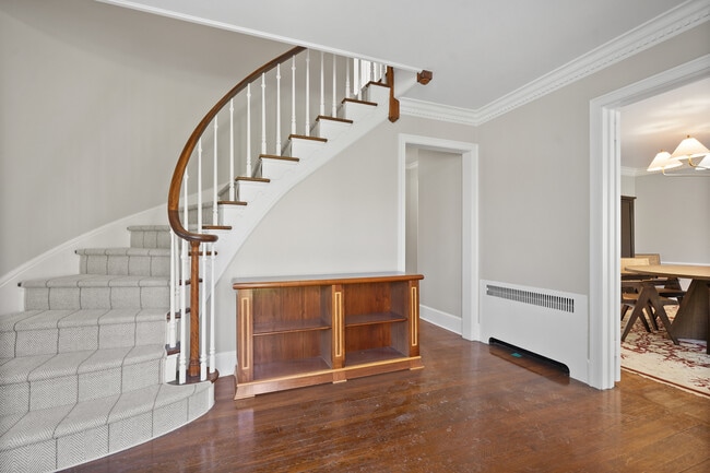 Building Photo - 120 Zaccheus Mead Ln