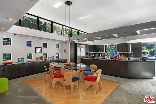 Building Photo - 477 Upper Mesa Rd