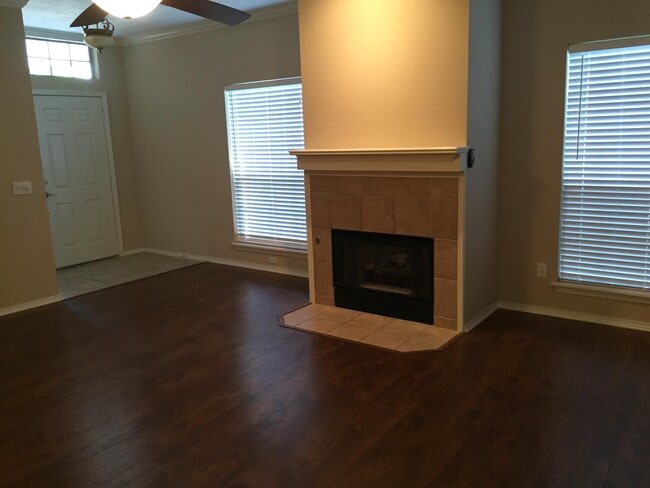 Building Photo - 4501 N Youngs Blvd