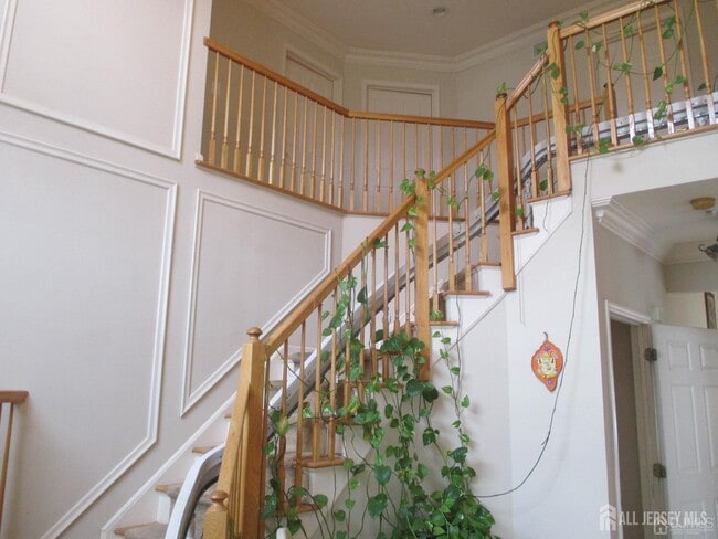 Building Photo - 103 Tived Ln E