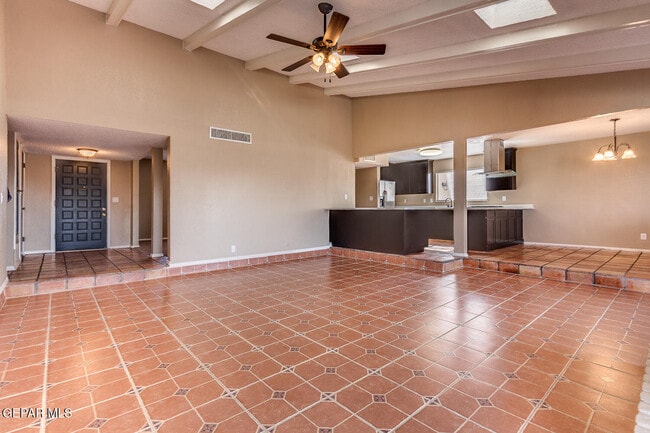 Building Photo - 5572 Fernwood Cir