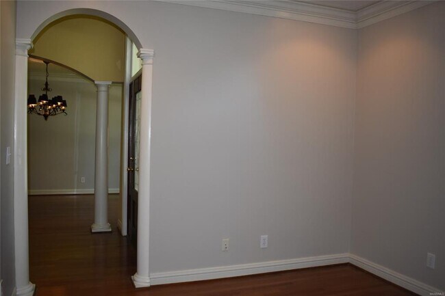 Building Photo - 8212 Glynnwood Dr