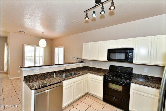 Building Photo - 5810 Redstone Mesa Ct