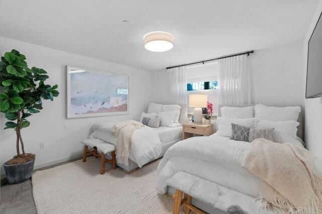 Building Photo - 3301 Lincoln St