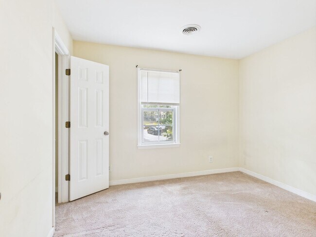 Building Photo - 9106 Barnwell Cir