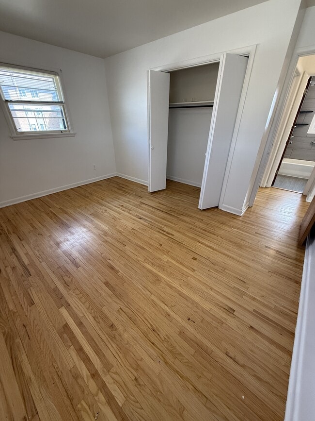 Building Photo - 628 3rd Ave NW