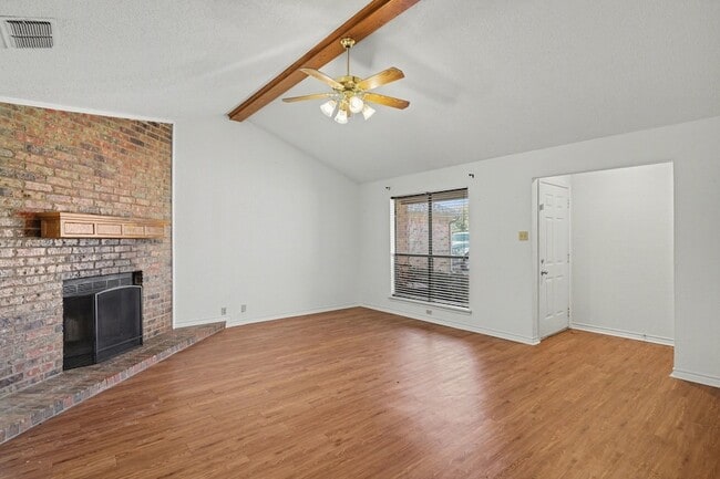 Building Photo - 1507 Lindsey Ln