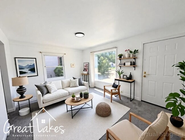 Building Photo - Beautiful 2 Bedroom 1 Bathroom now availab...