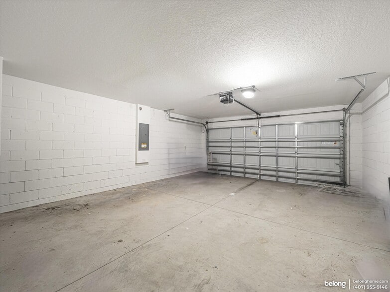 Building Photo - 2225 Crossbow St