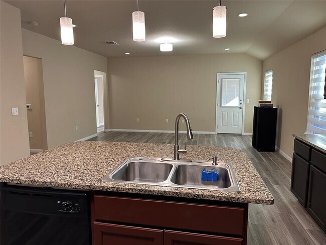 Building Photo - 3505 Stephans St