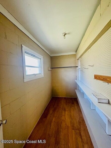 Building Photo - 106 Sunrise Ave