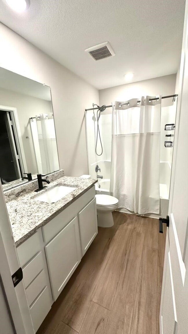 Building Photo - 236 Rustic Ridge Cir