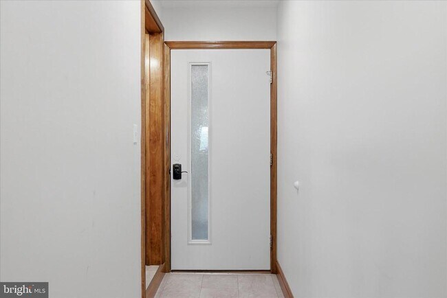 Building Photo - 443 Millwood Ave