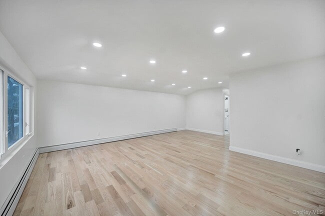 Building Photo - 109-87 Francis Lewis Blvd