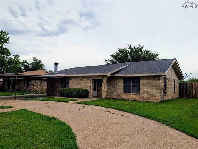 Building Photo - 2805 S Bandera Dr