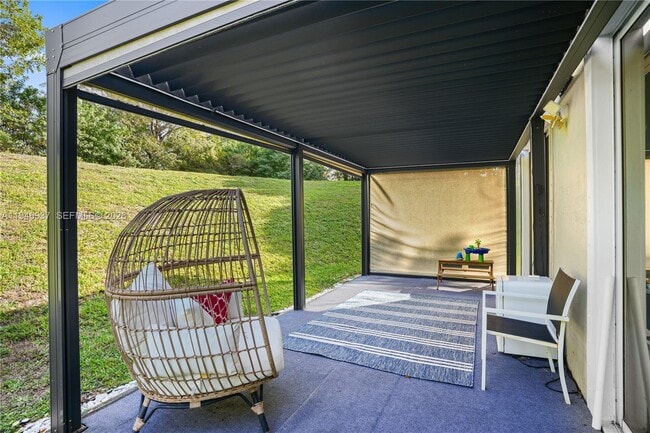 Building Photo - 4601 NW 121st Ave