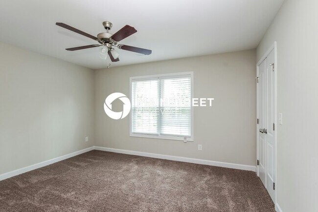 Building Photo - 3 Bedroom Pet-Friendly Home in Kannapolis, NC with Main Street Renewal