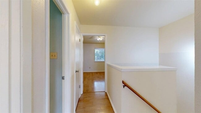 Building Photo - 1904 Dartmouth St